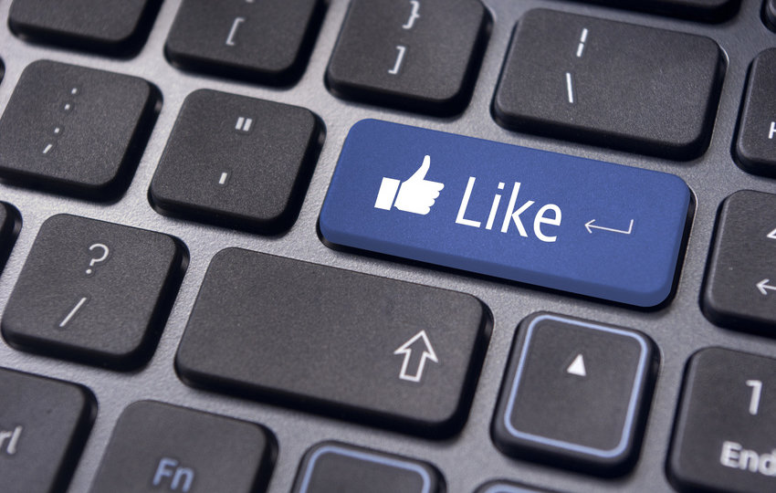 like message on keyboard button, social media concepts